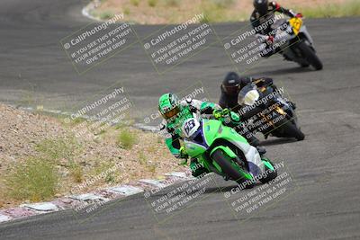 media/Jun-04-2022-WERA (Sat) [[b852bbbd55]]/Race 8 Superbike Expert Novice V7 HW/